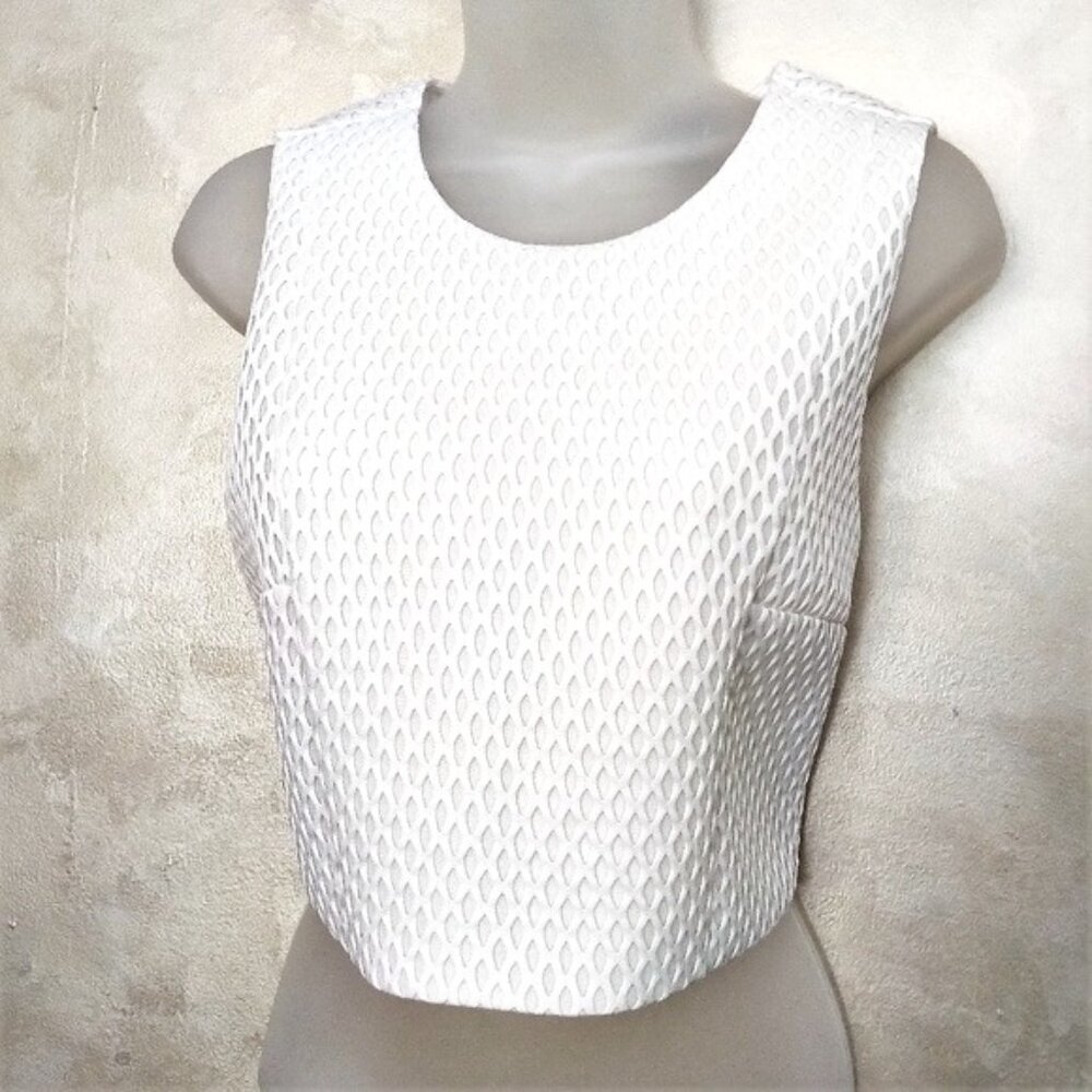 Incredible Sleeveless Top by Express Like New M - Picture 1 of 7